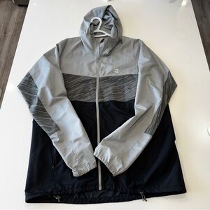 MEC Light Gray and Black Men's Hooded Windbreaker Jacket
